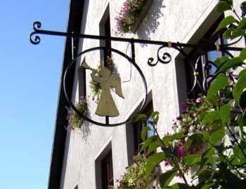 Hotel Restaurant Engel Pfaffenweiler Exterior photo